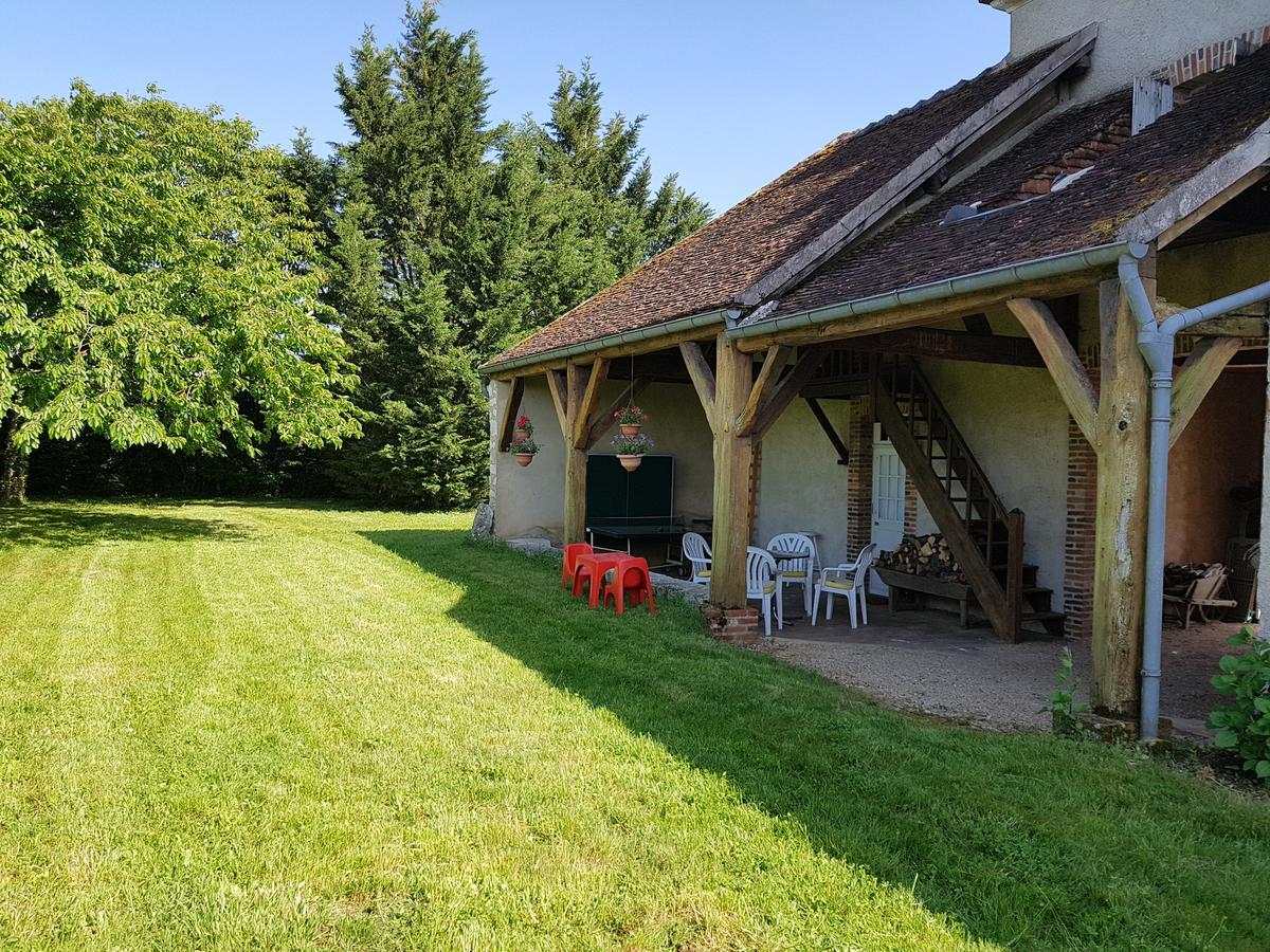 Tourterelle, A Proximite De Auxerre Et Chablis Villa Hauterive  Buitenkant foto